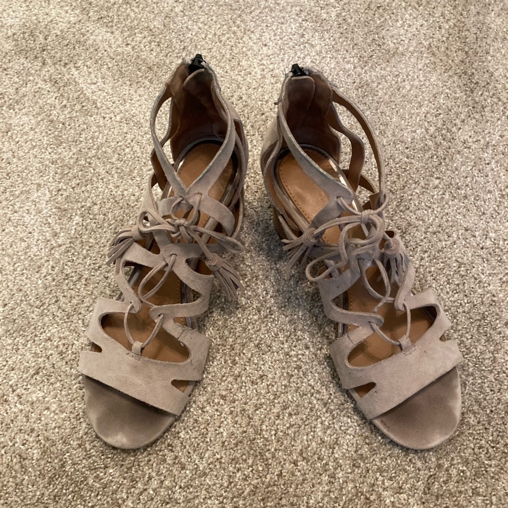 Elie Tahari Heels